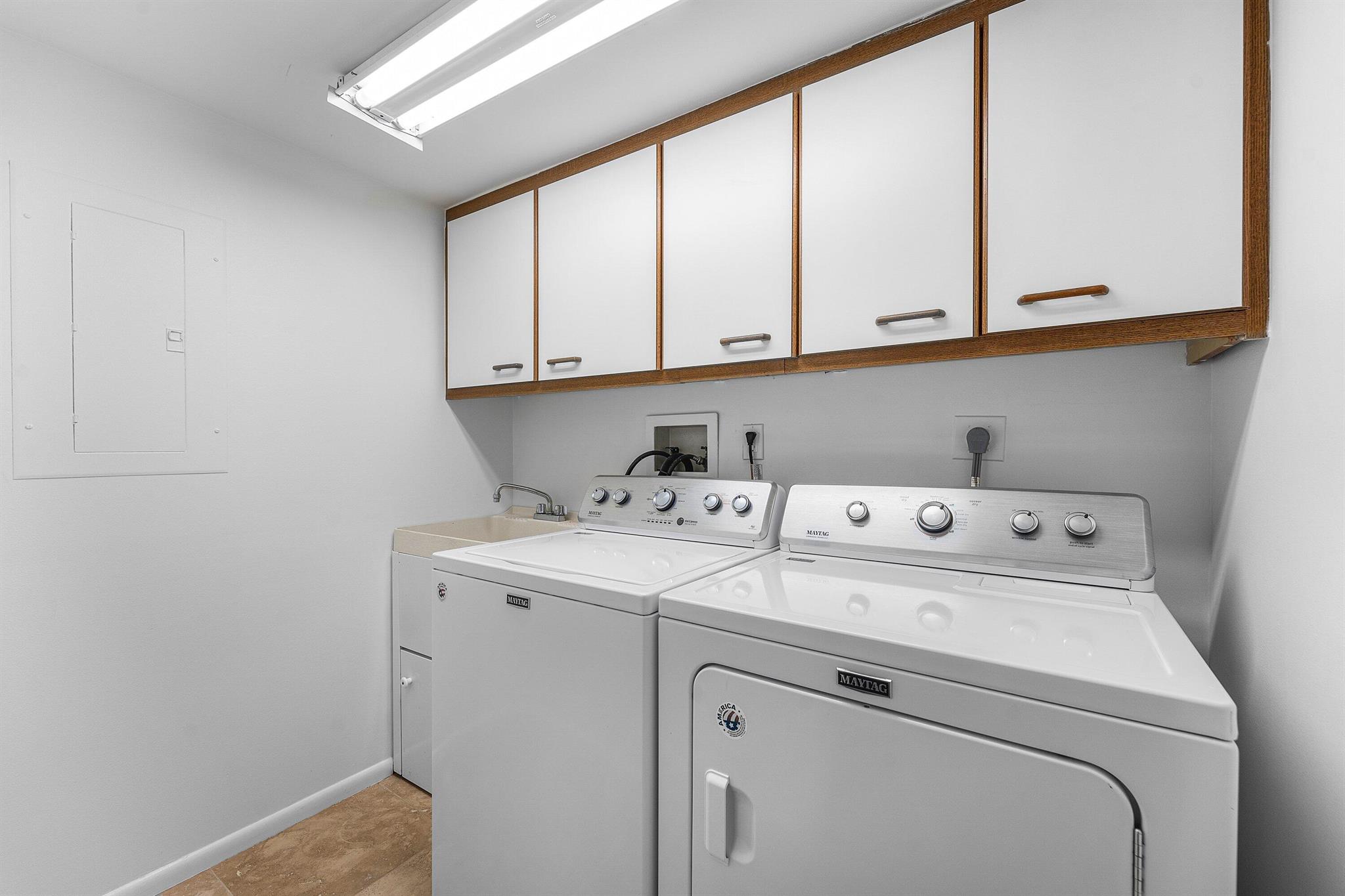 5070 N Ocean Dr #3b Singer Island, FL 33404