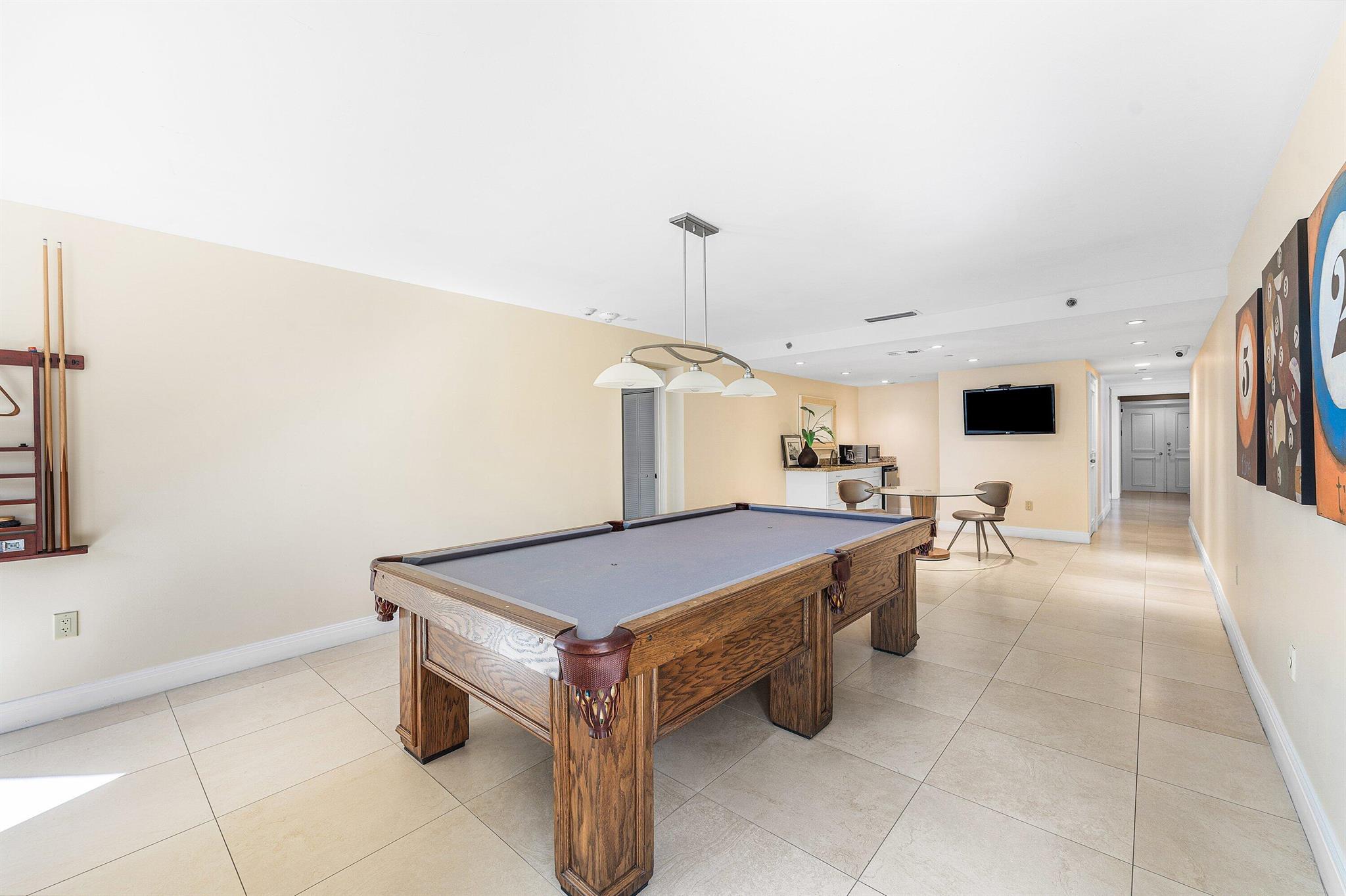 5070 N Ocean Dr #3b Singer Island, FL 33404