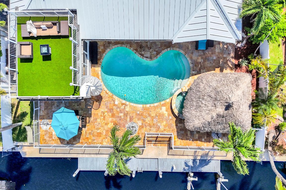 785 NE 71st Boca Raton, FL 33487