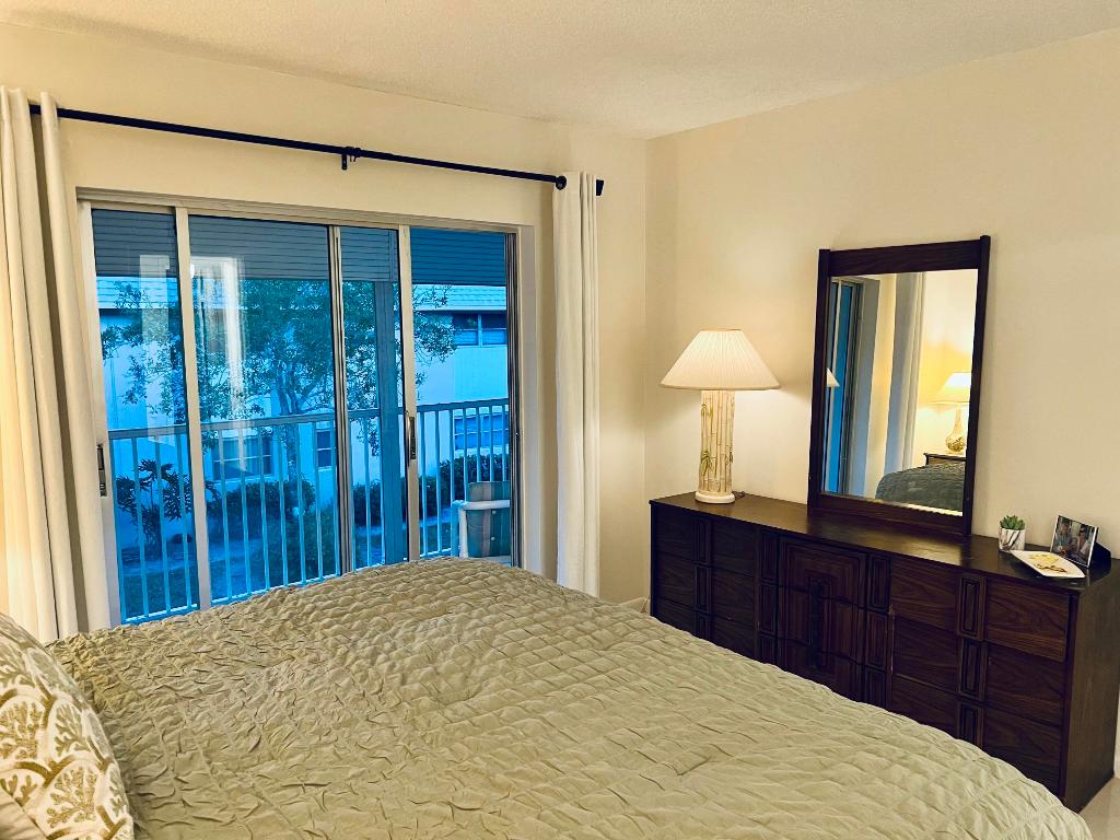 18081 SE Country Clb #7-69 Jupiter, FL 33469