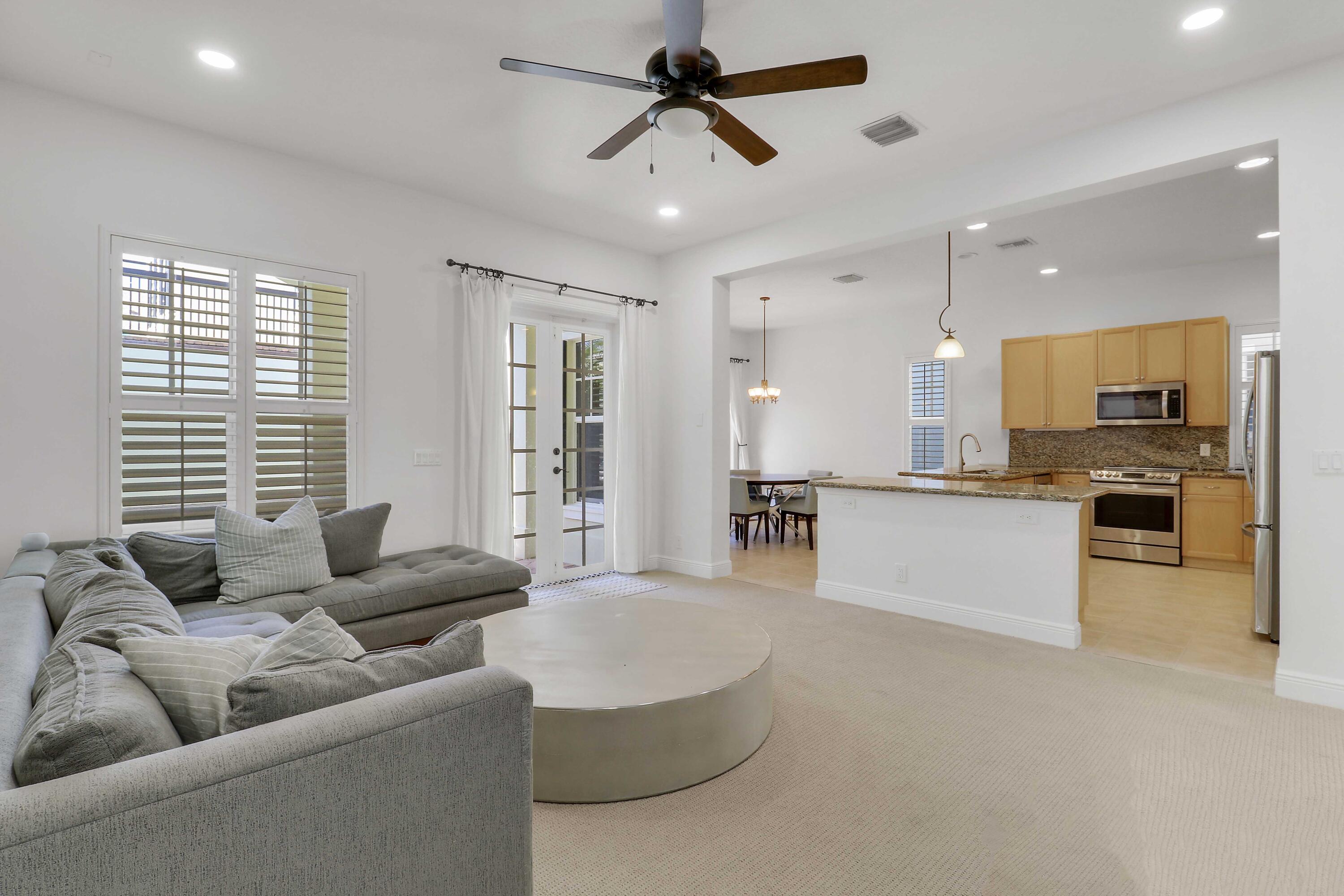 108 Spikerush Jupiter, FL 33458