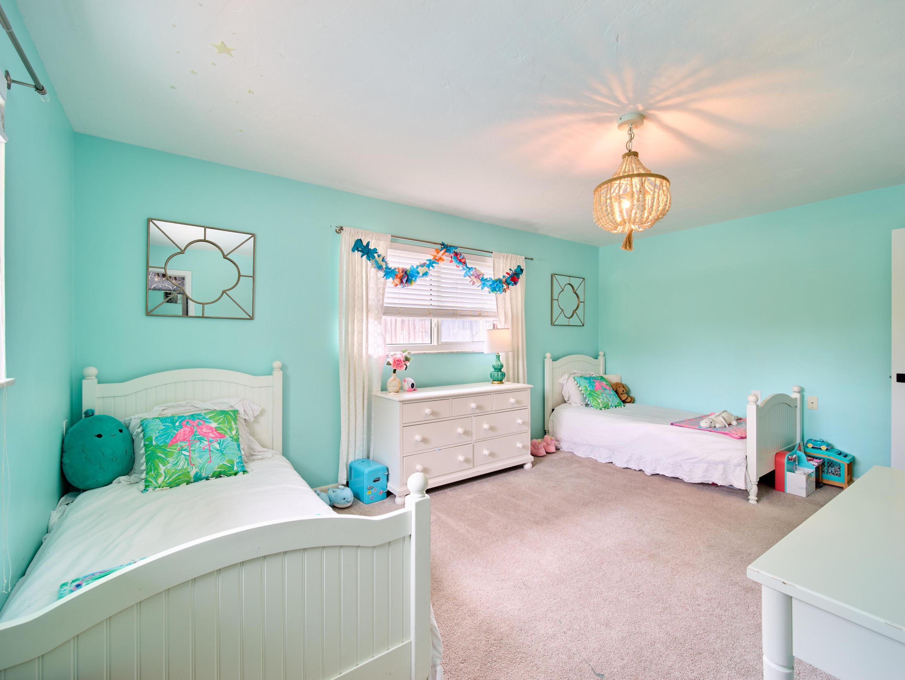 359 Church Tequesta, FL 33469