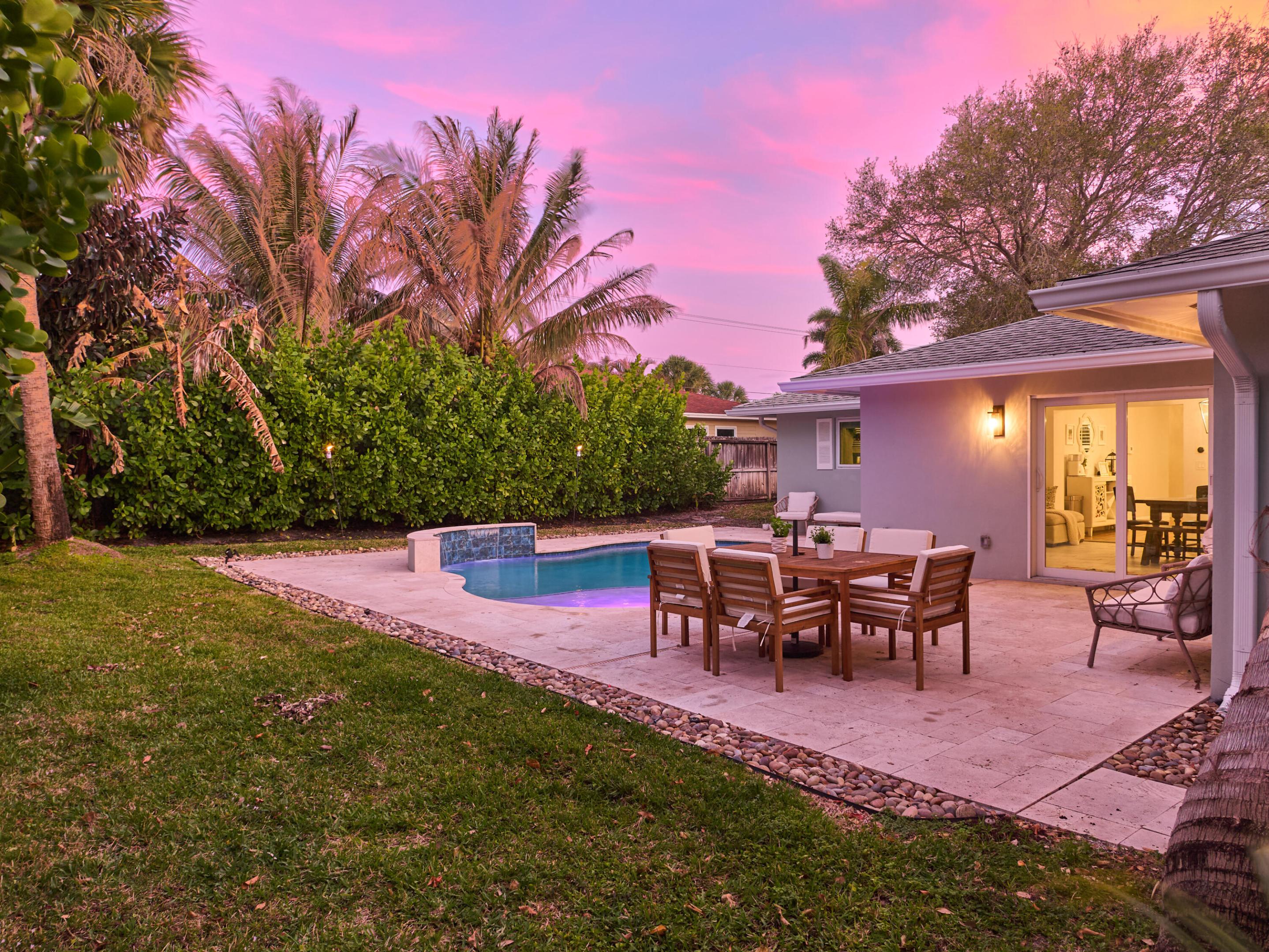 359 Church Tequesta, FL 33469