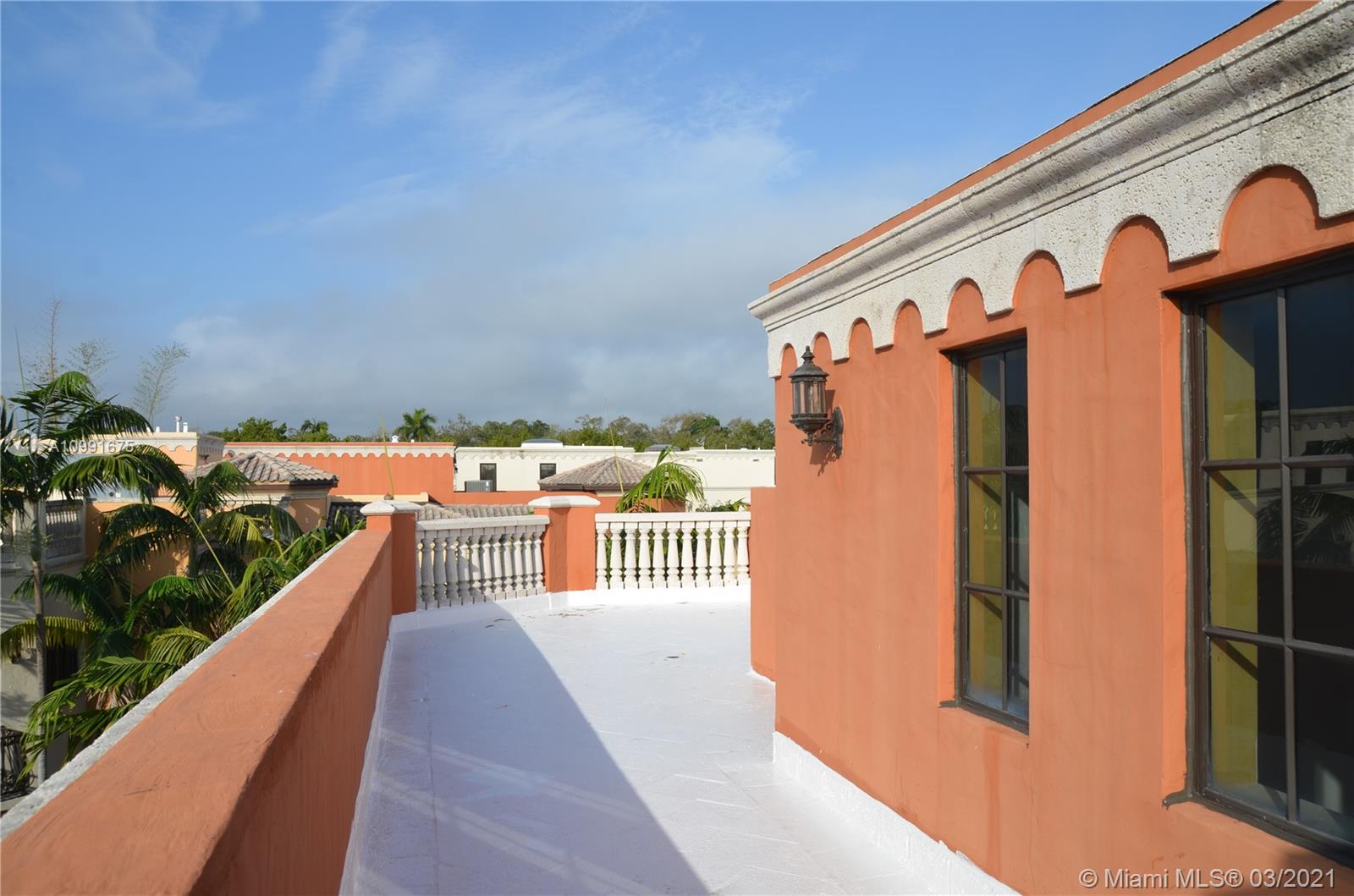 3471 Main Hwy #928 Miami, FL 33133