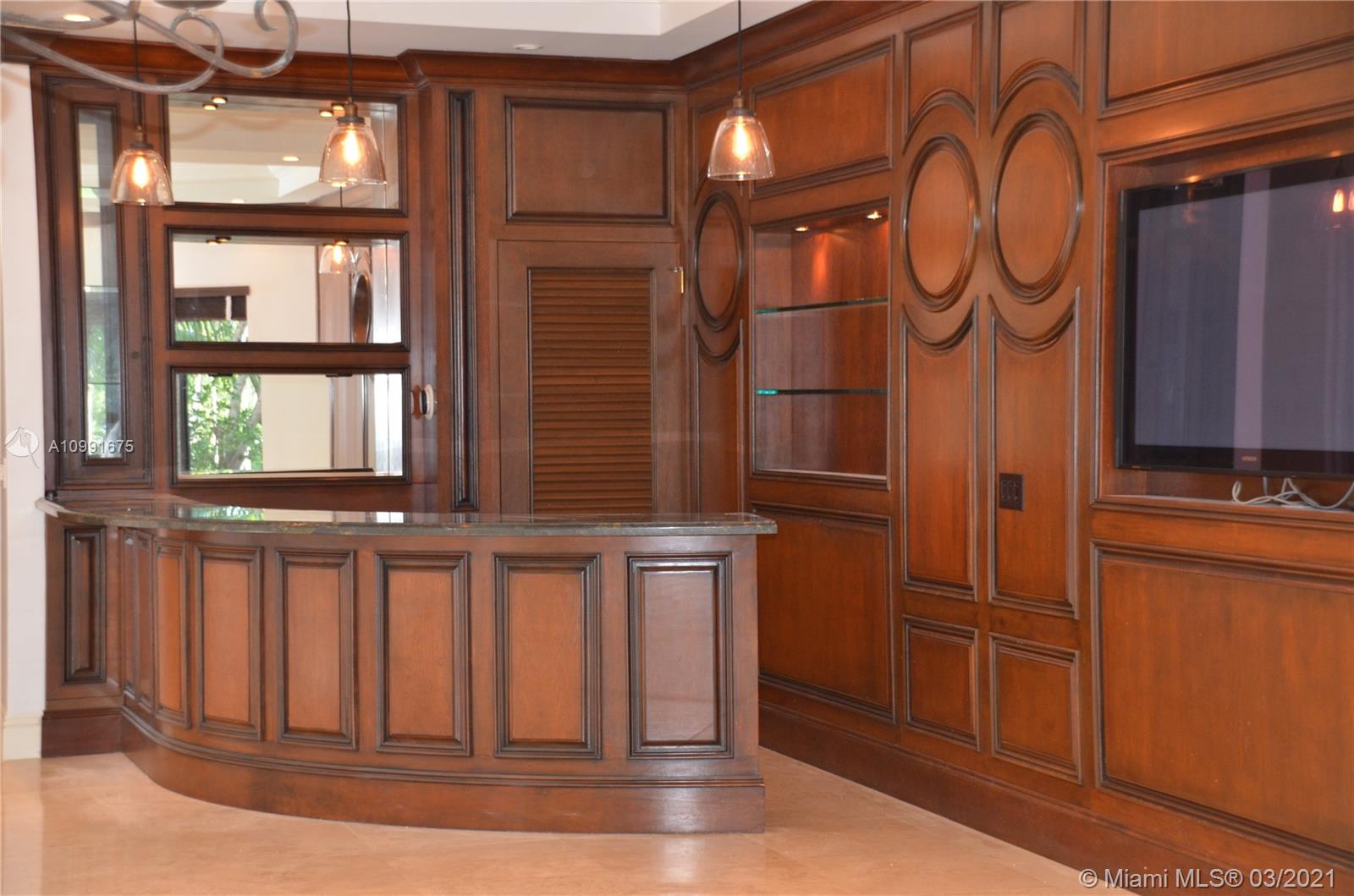 3471 Main Hwy #928 Miami, FL 33133