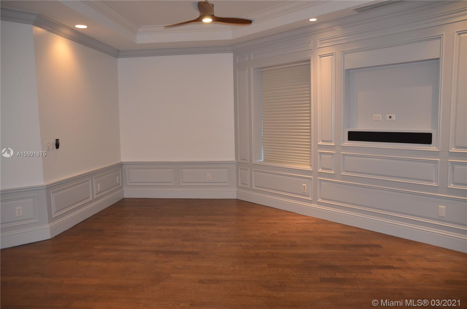 3471 Main Hwy #928 Miami, FL 33133