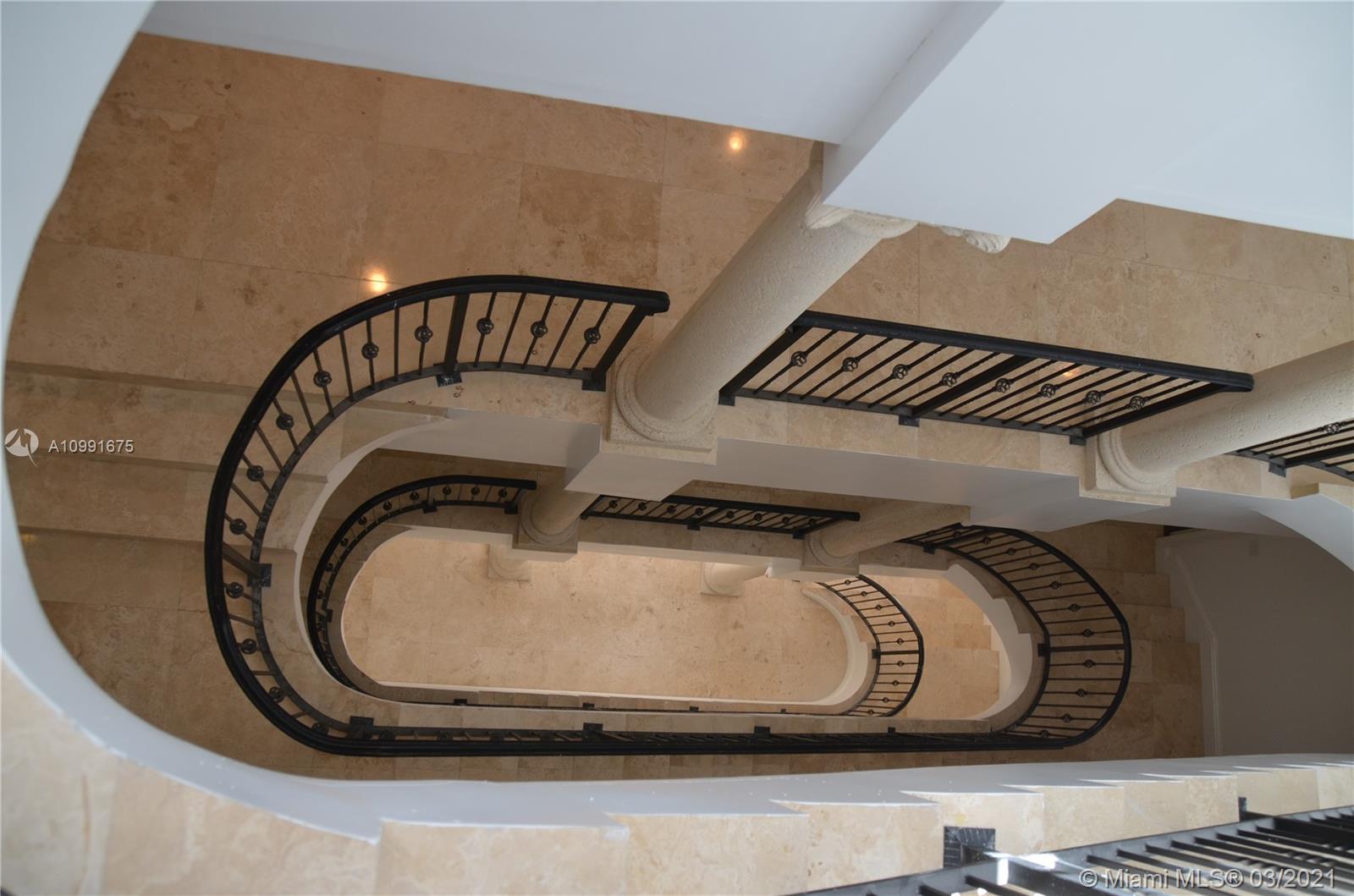 3471 Main Hwy #928 Miami, FL 33133