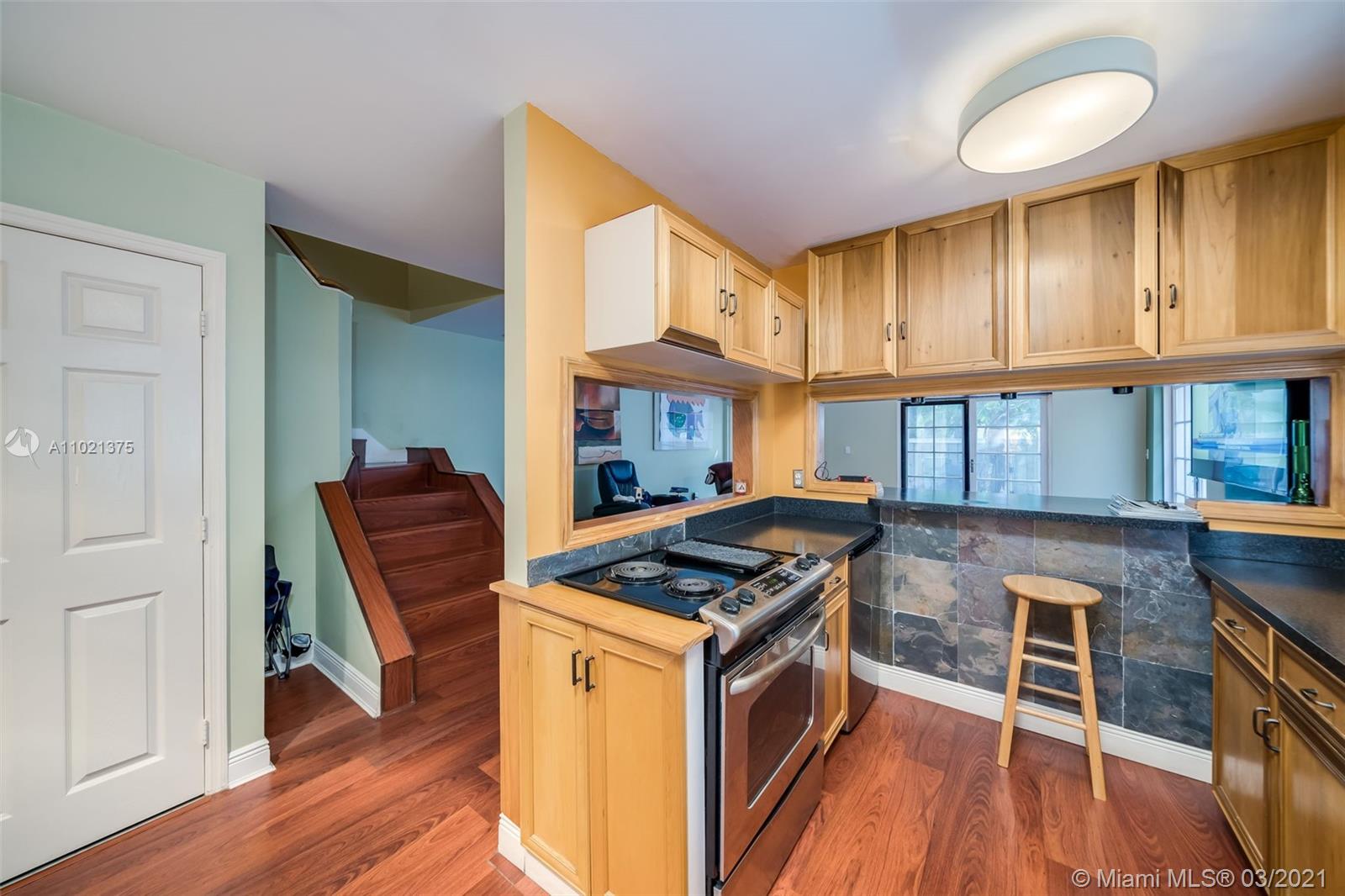 2813 Day Ave #2813 Miami, FL 33133