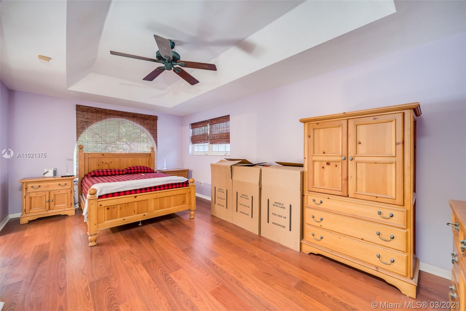 2813 Day Ave #2813 Miami, FL 33133