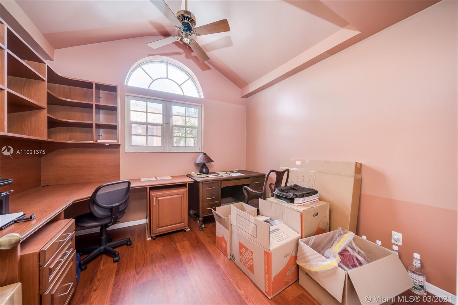 2813 Day Ave #2813 Miami, FL 33133