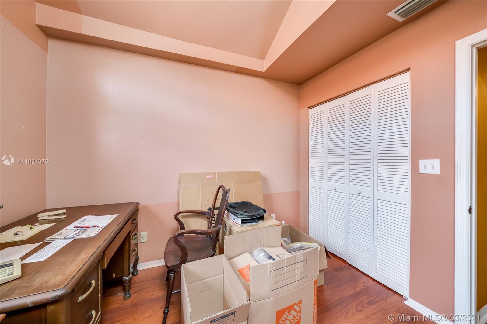 2813 Day Ave #2813 Miami, FL 33133