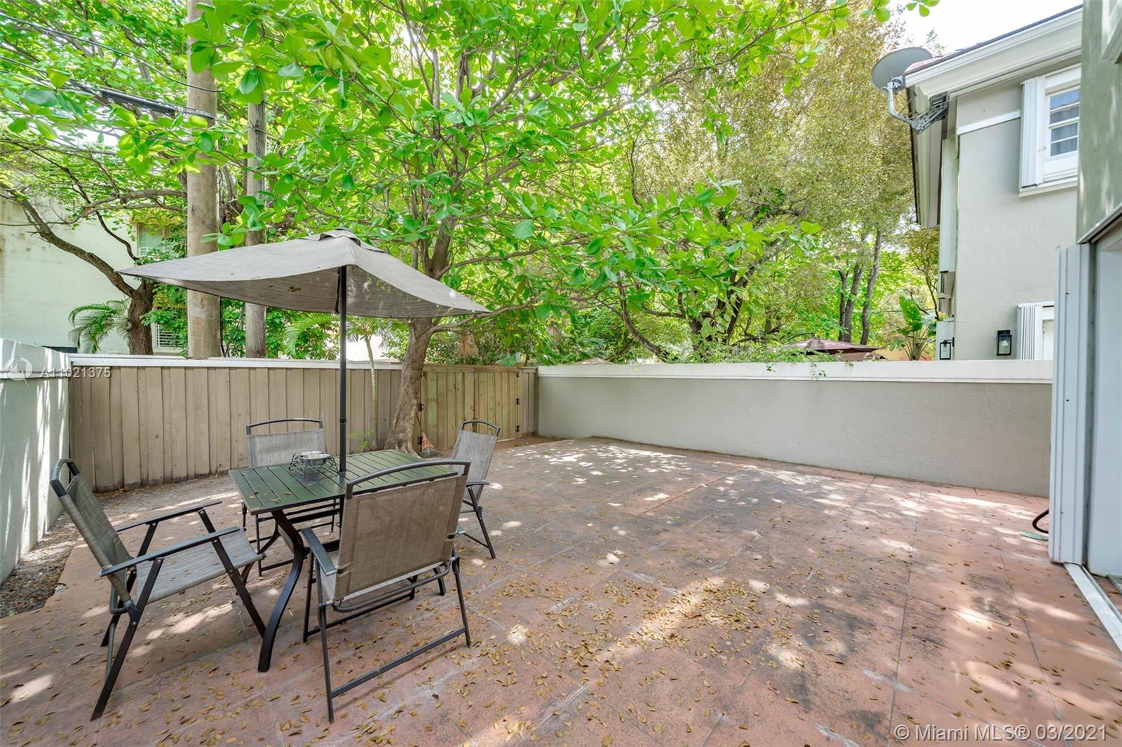 2813 Day Ave #2813 Miami, FL 33133