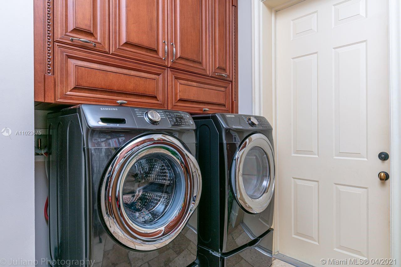 5321 Granada Blvd Coral Gables, FL 33146