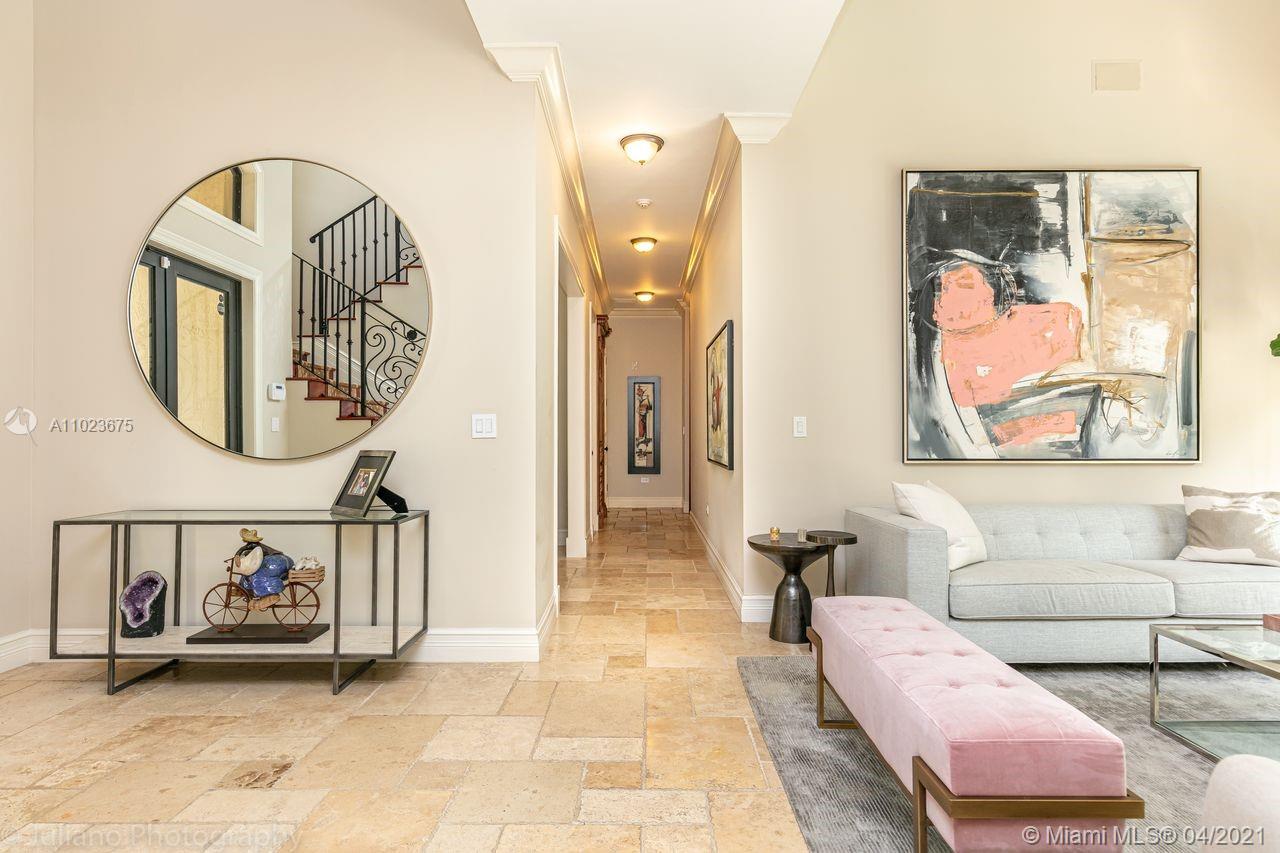 5321 Granada Blvd Coral Gables, FL 33146