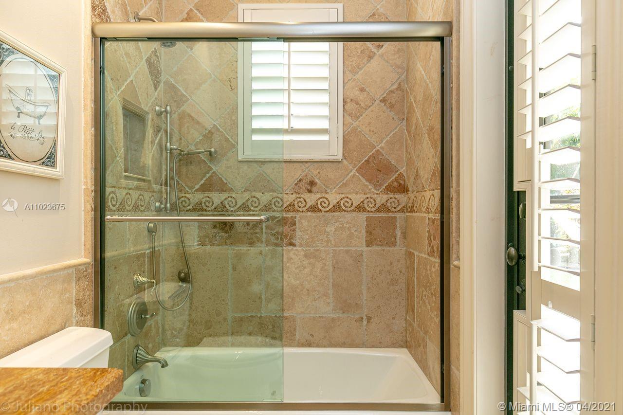 5321 Granada Blvd Coral Gables, FL 33146