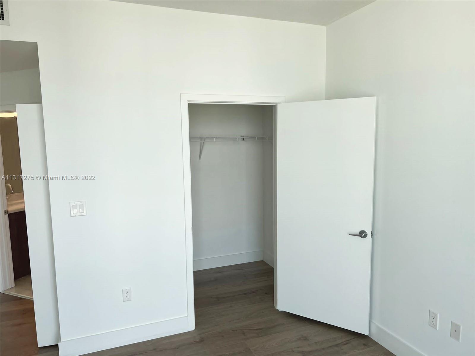 1111 SW 1st Ave #3525-N Miami, FL 33130