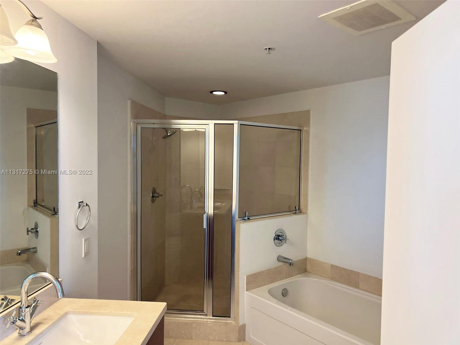 1111 SW 1st Ave #3525-N Miami, FL 33130