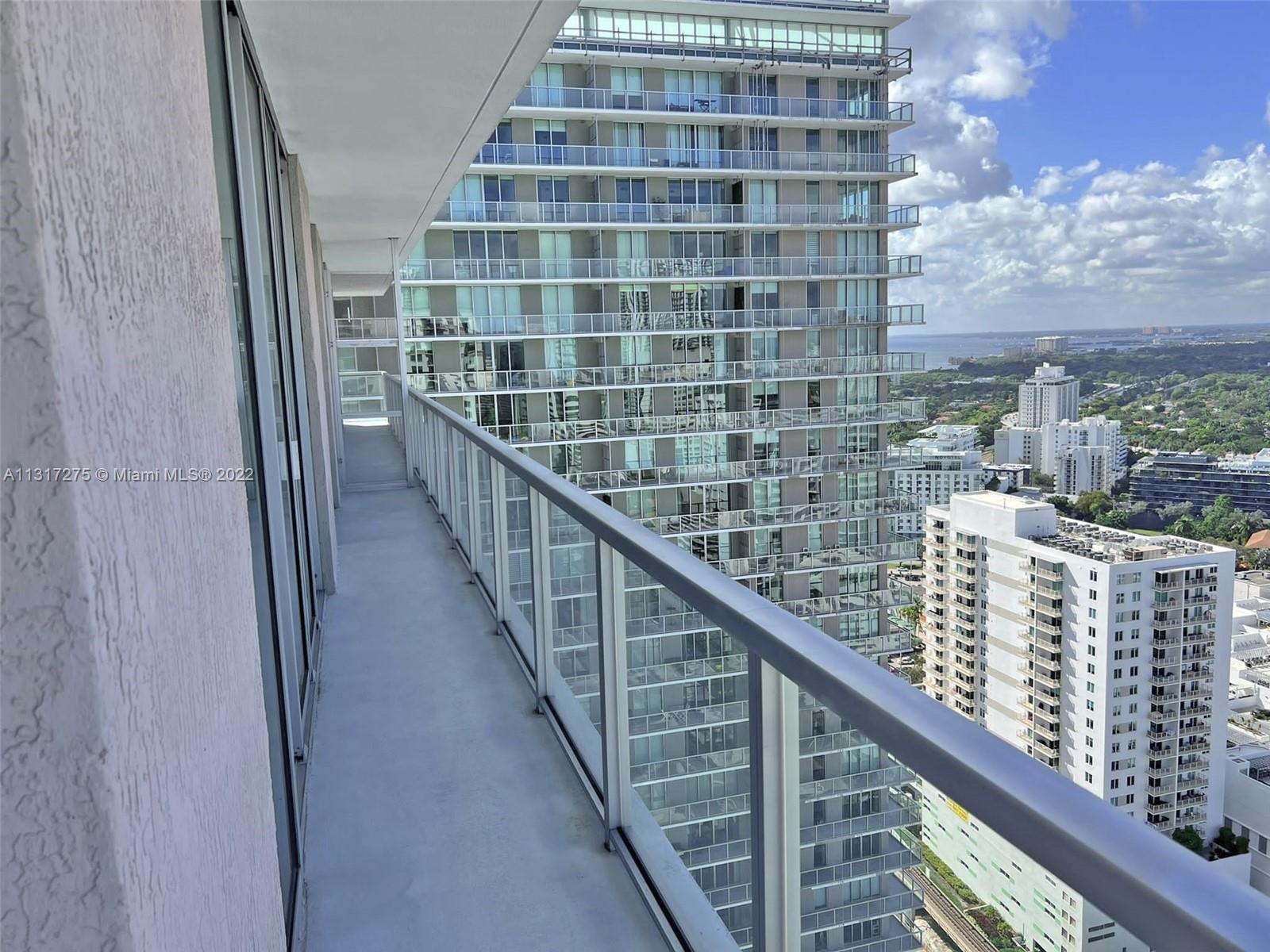 1111 SW 1st Ave #3525-N Miami, FL 33130