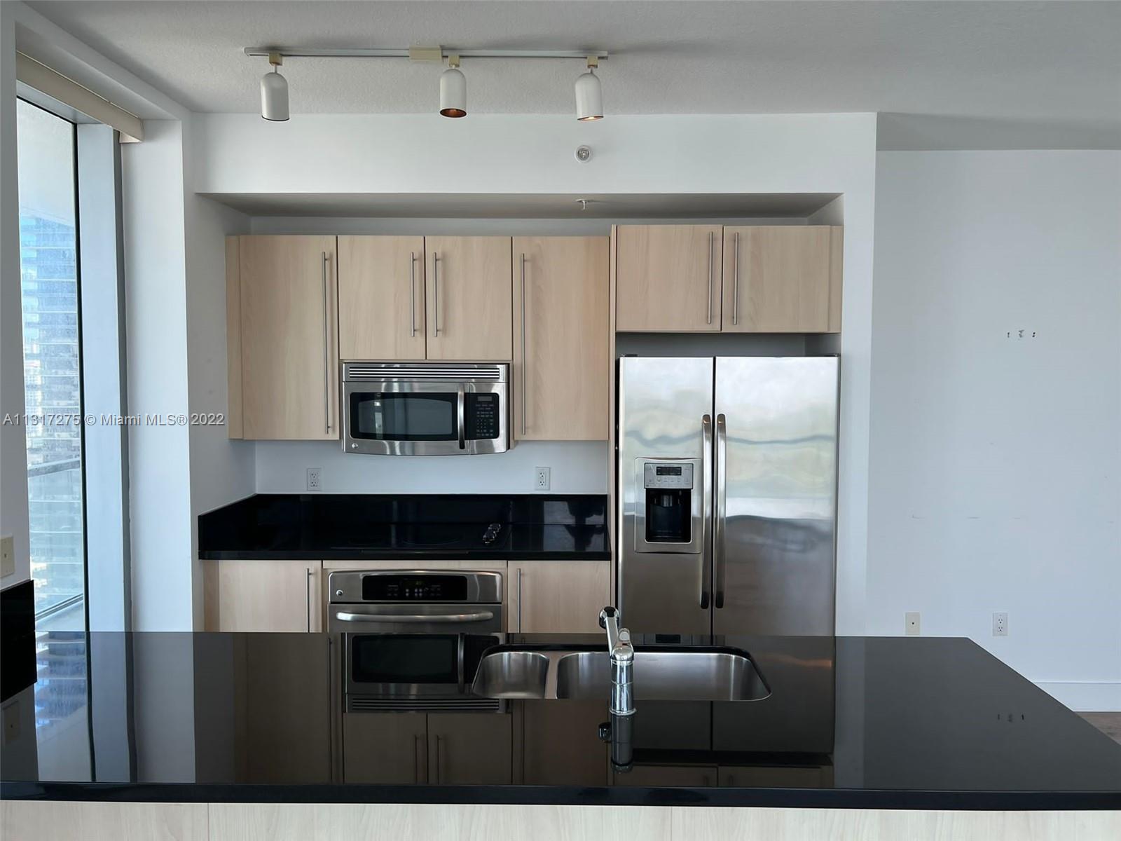 1111 SW 1st Ave #3525-N Miami, FL 33130