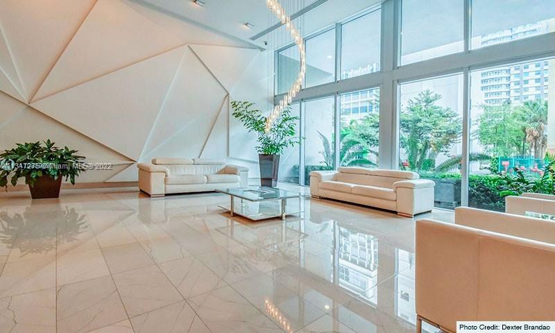 1111 SW 1st Ave #3525-N Miami, FL 33130