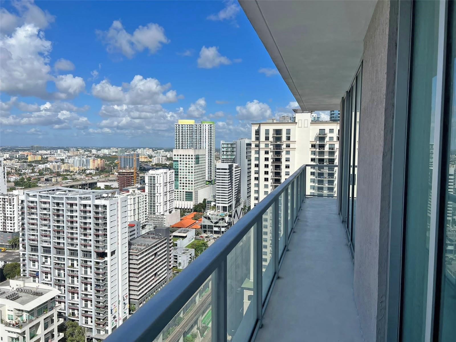 1111 SW 1st Ave #3525-N Miami, FL 33130