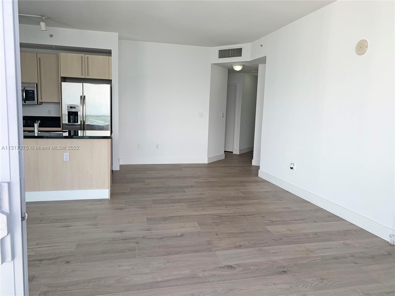 1111 SW 1st Ave #3525-N Miami, FL 33130