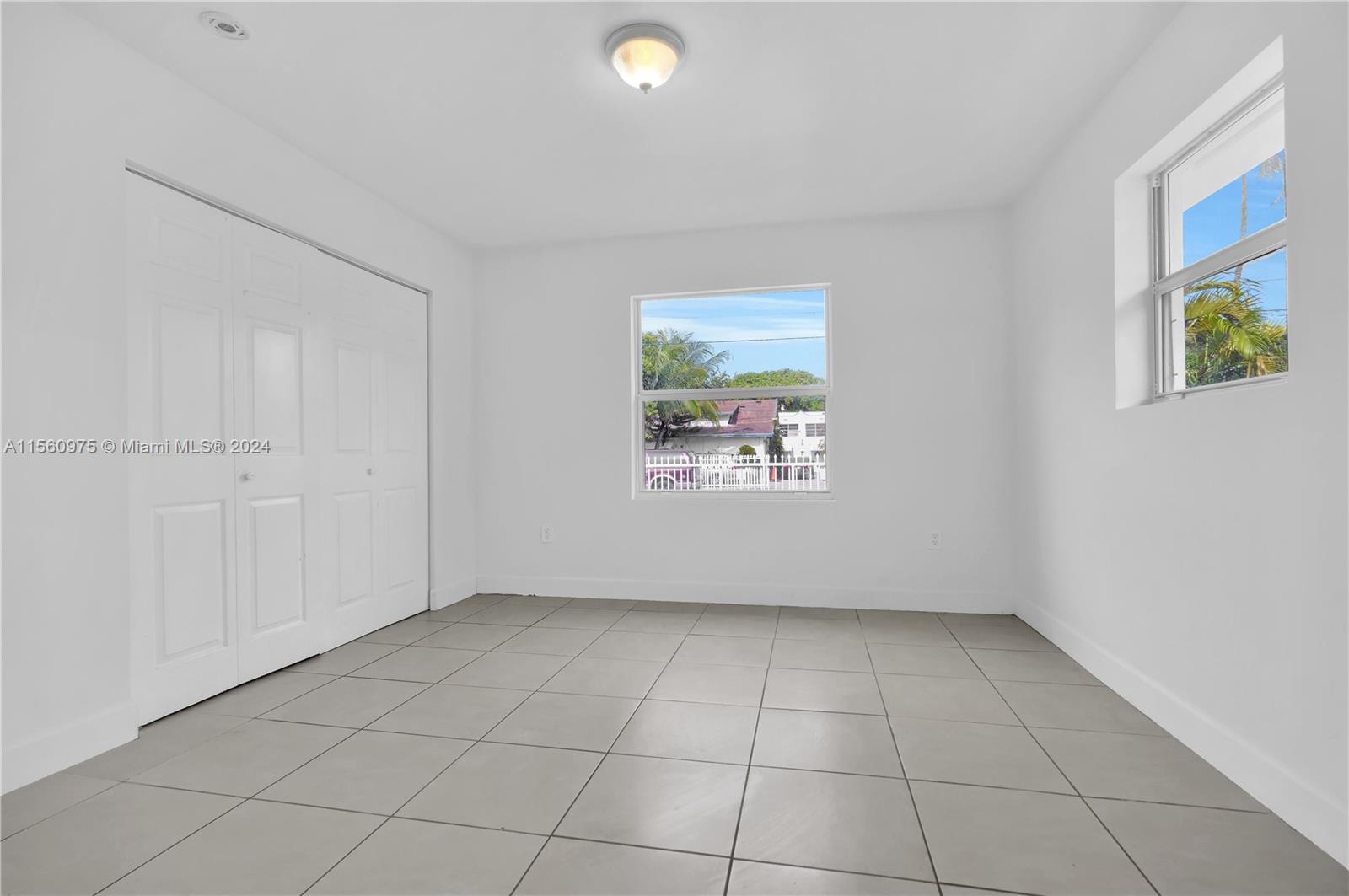 350-352 NW 33rd St Miami, FL 33127