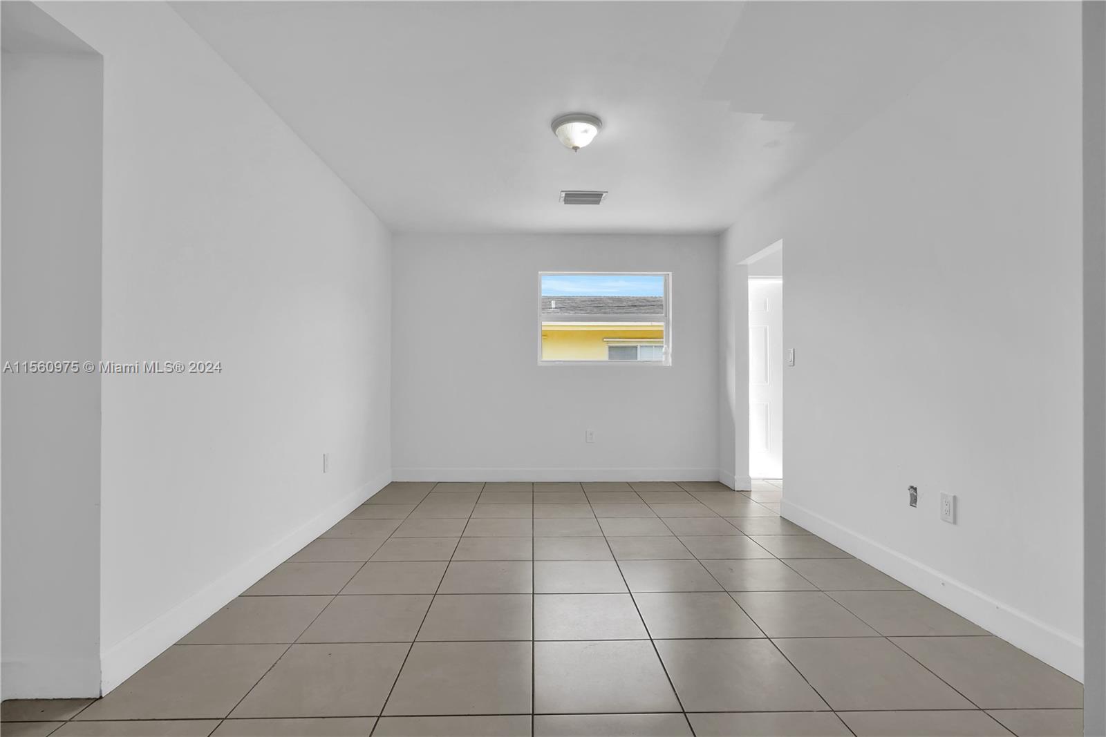 350-352 NW 33rd St Miami, FL 33127