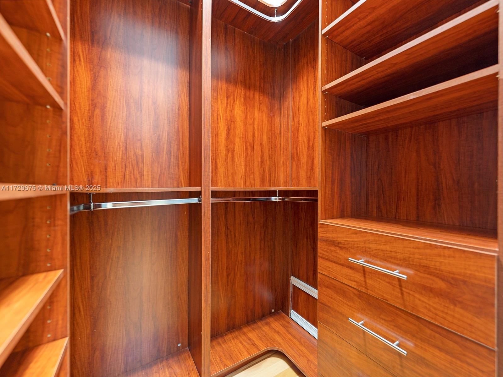 1104 NW 139th Ave Pembroke Pines, FL 33028