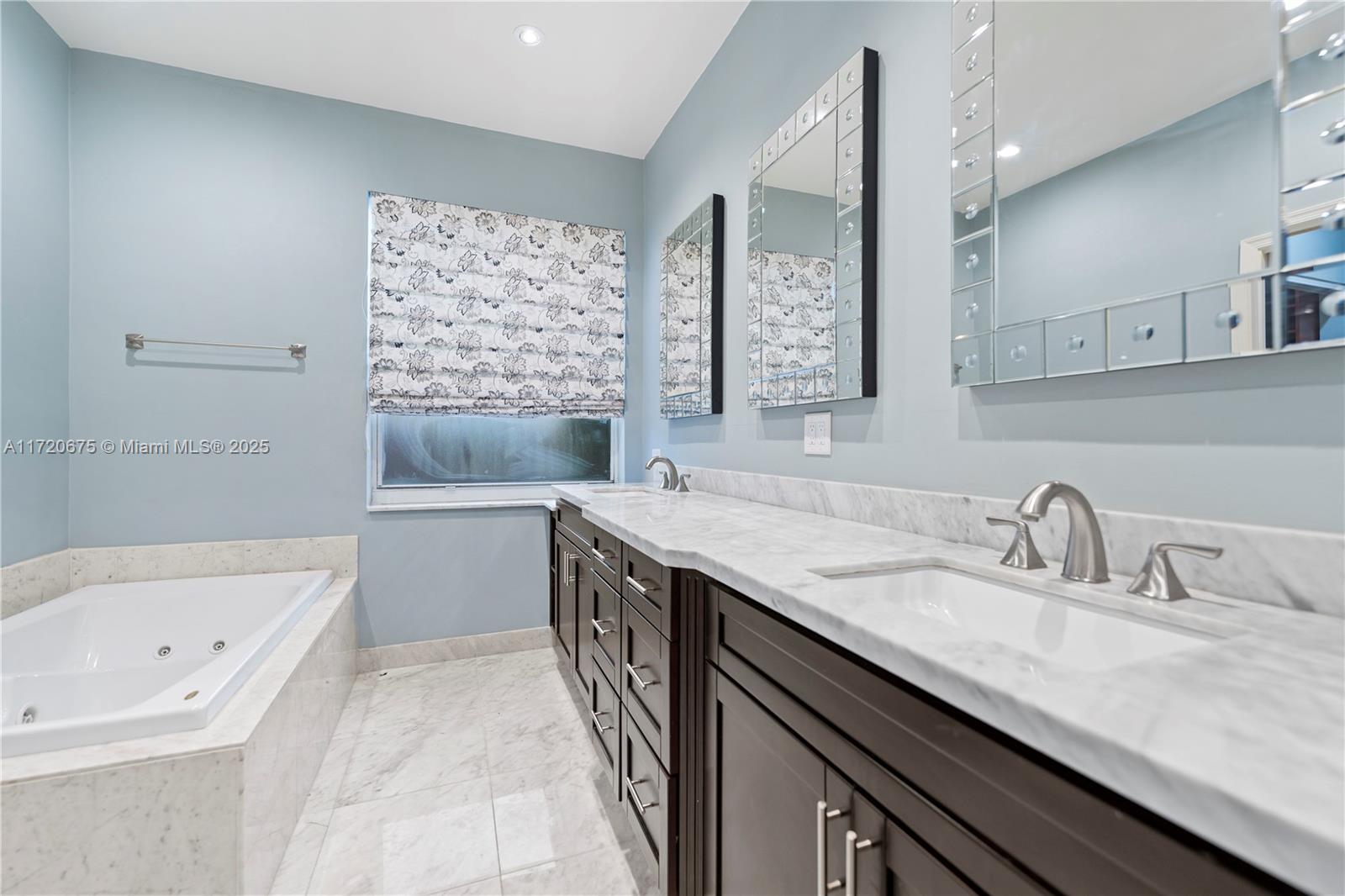 1104 NW 139th Ave Pembroke Pines, FL 33028