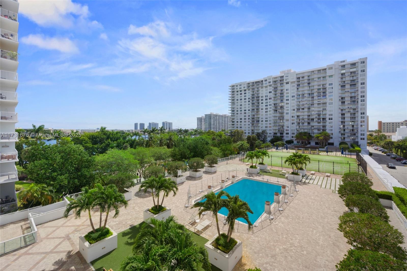 image Admirals Port Condo West9