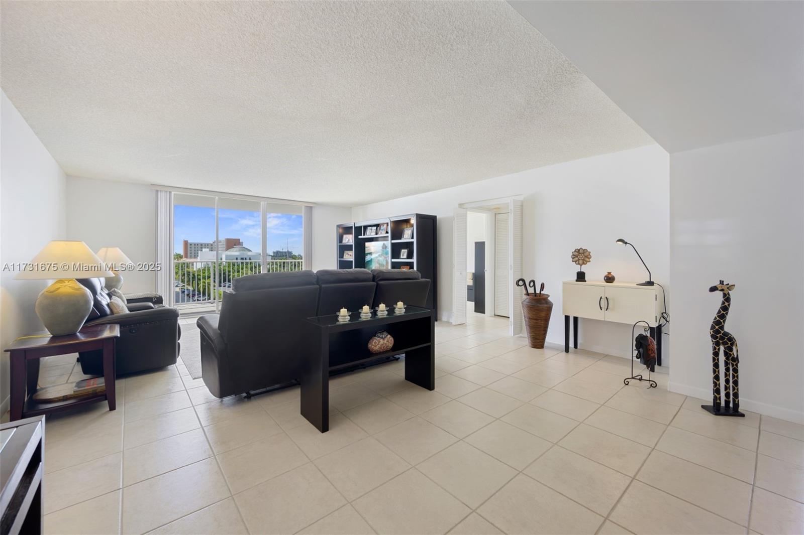 image Admirals Port Condo West12