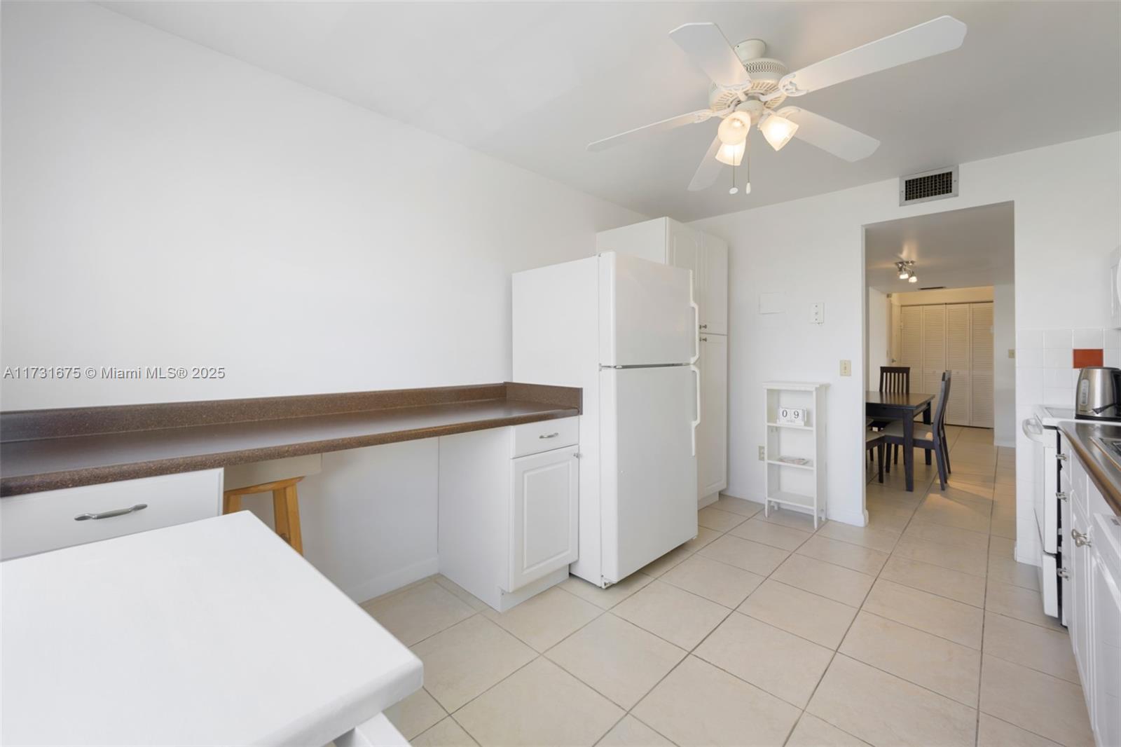 image Admirals Port Condo West20