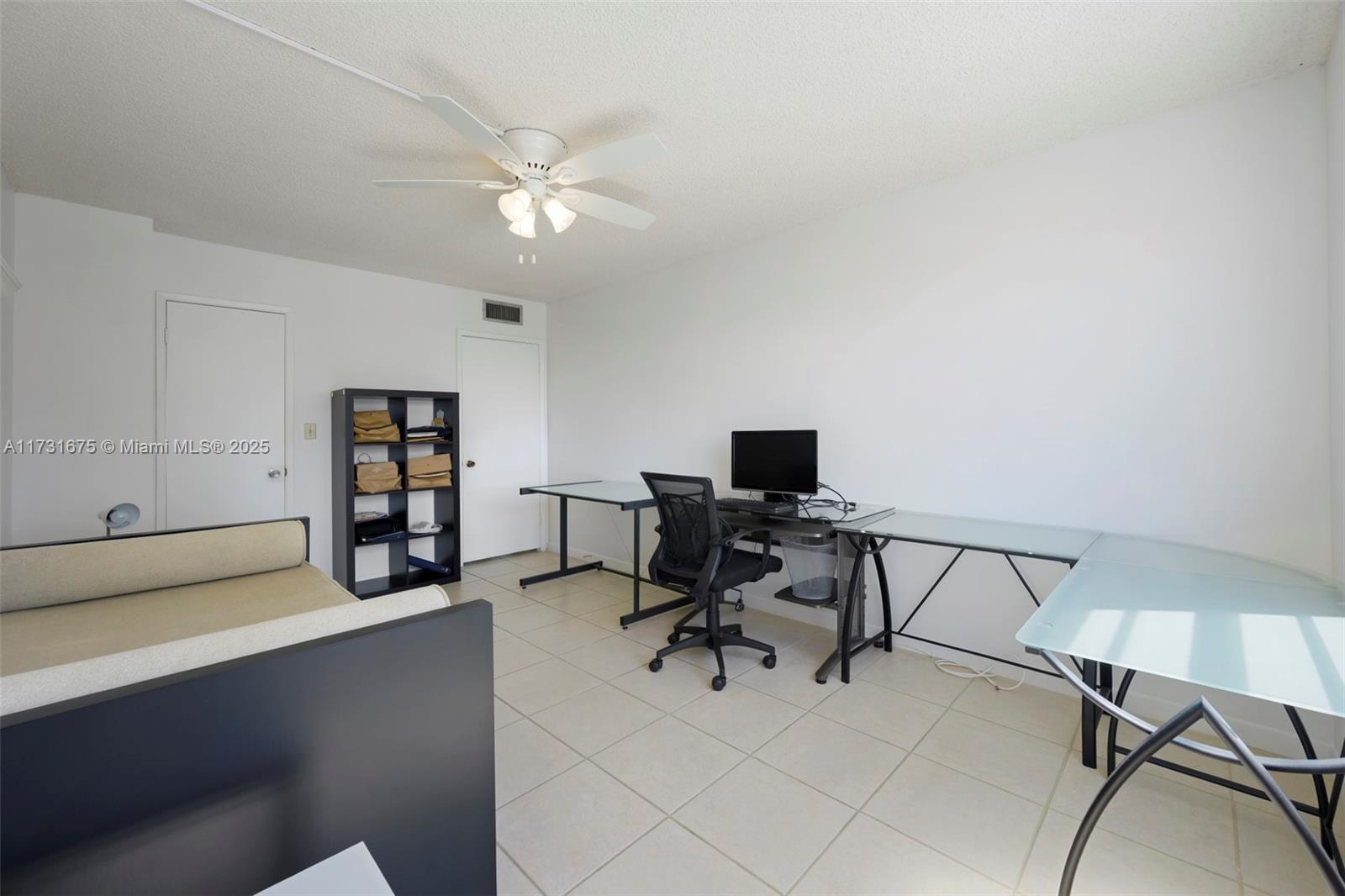 image Admirals Port Condo West22