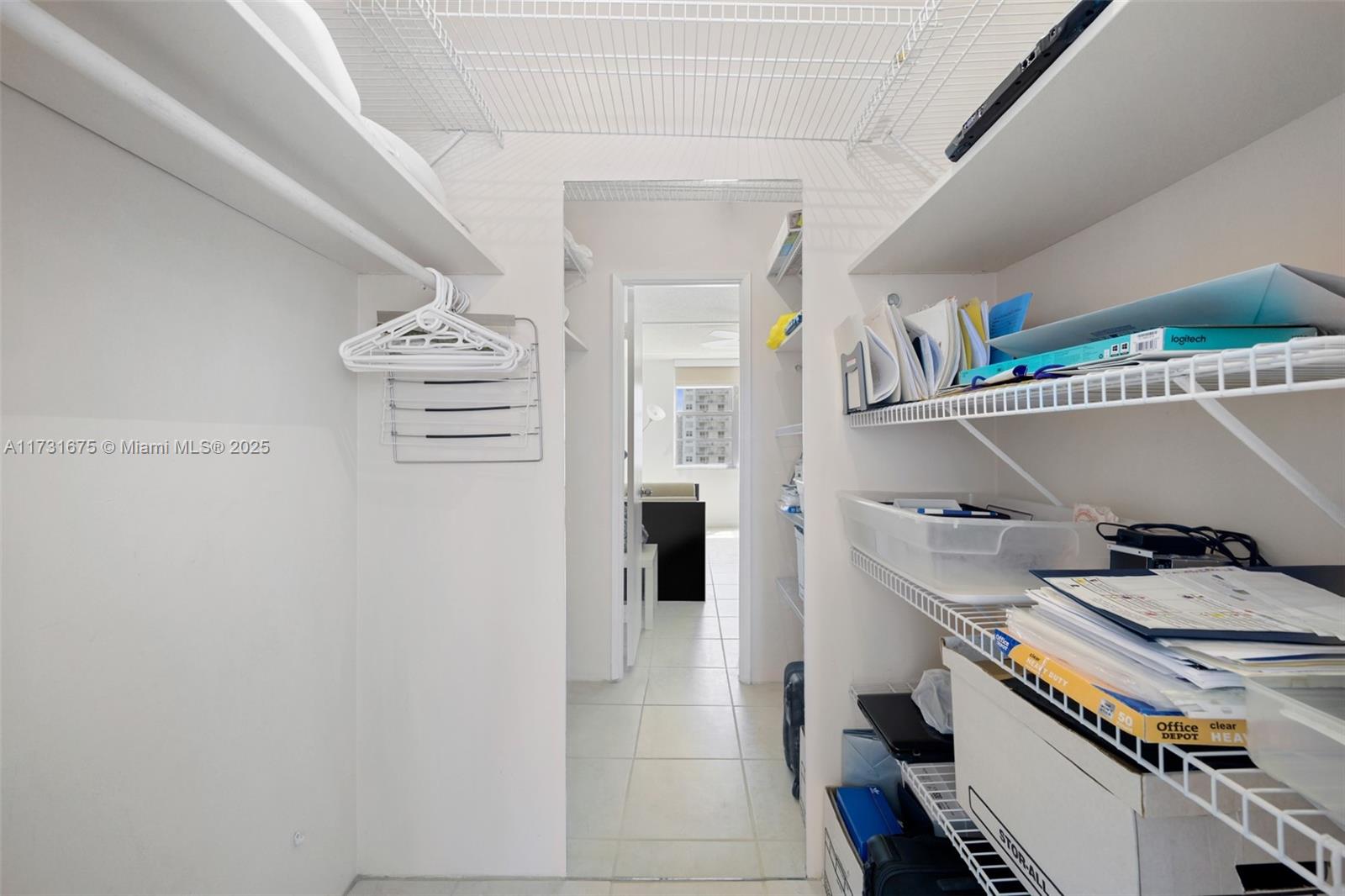 image Admirals Port Condo West23