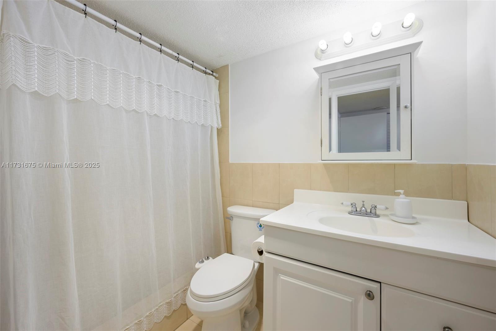 image Admirals Port Condo West6