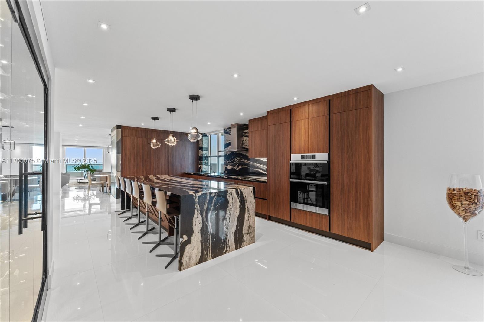 5801 Collins Ave #600 Miami Beach, FL 33140