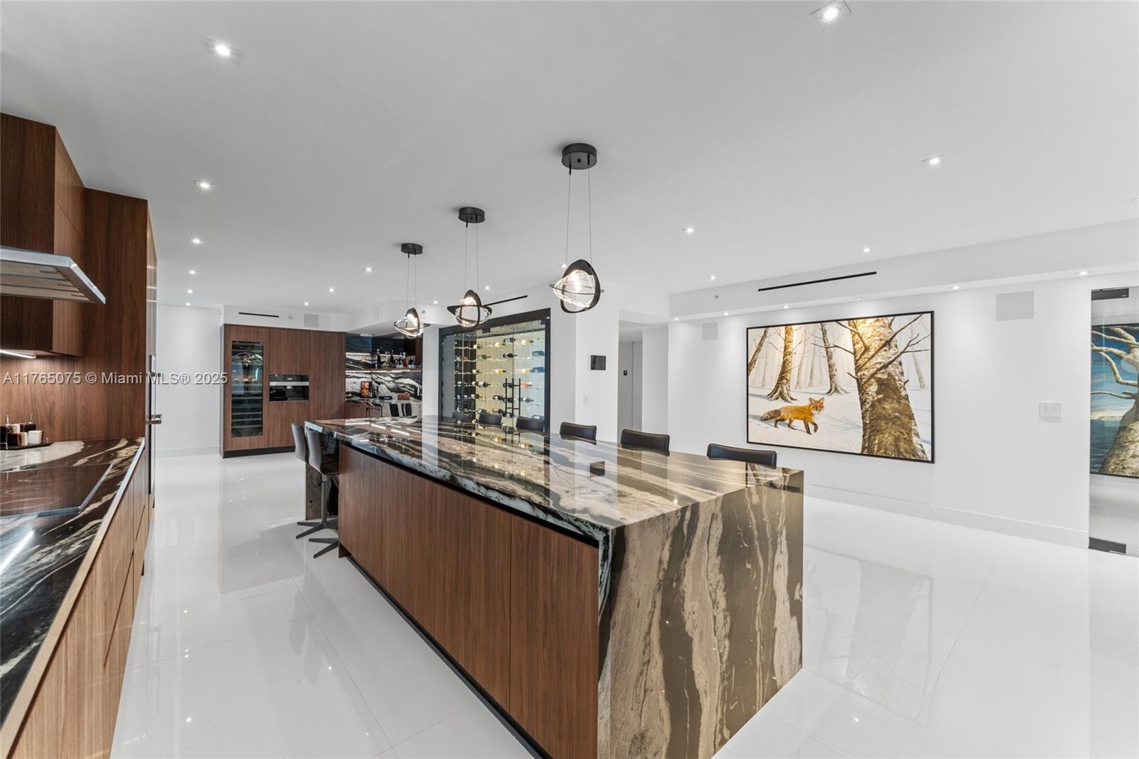 5801 Collins Ave #600 Miami Beach, FL 33140