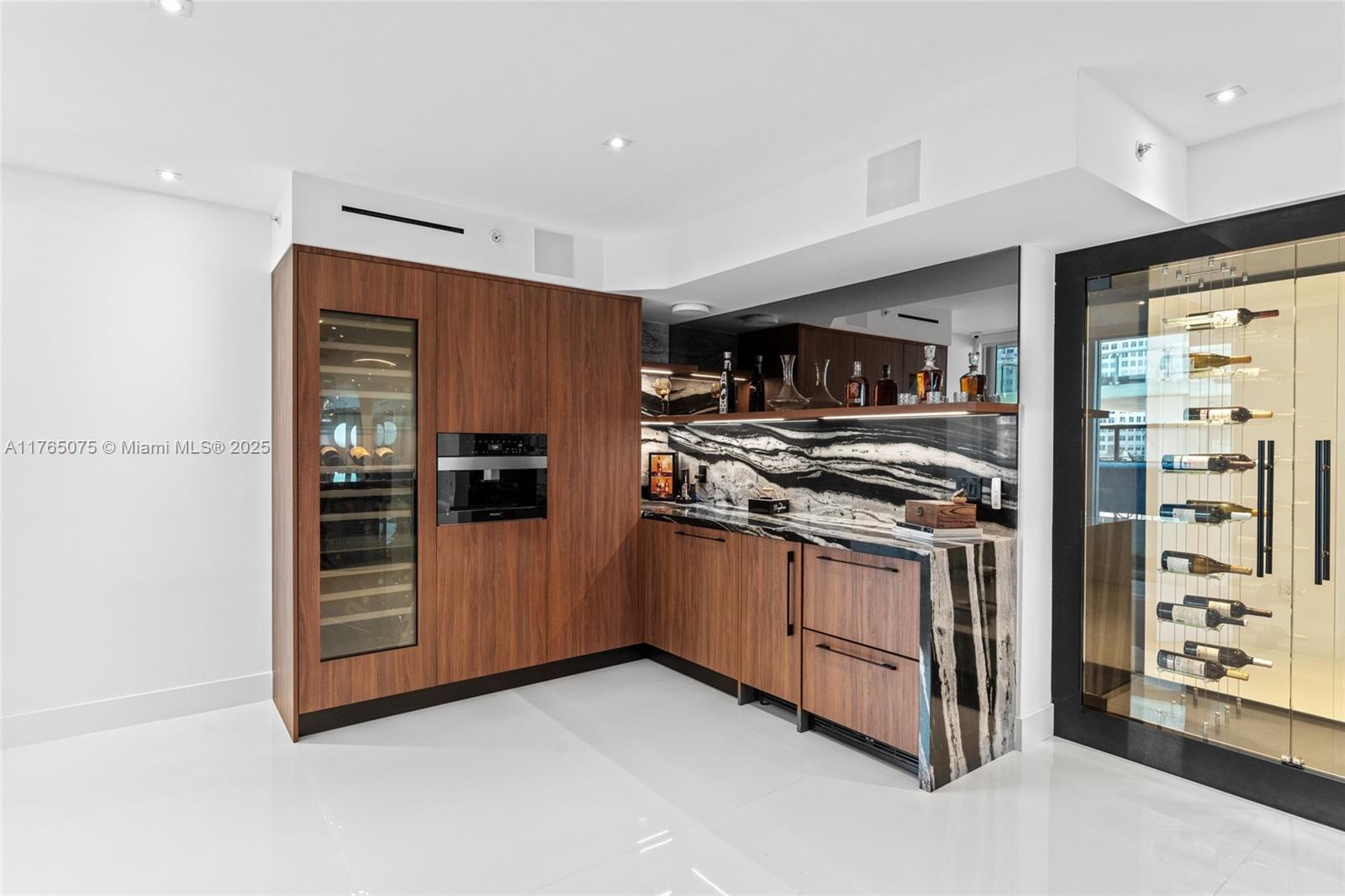 5801 Collins Ave #600 Miami Beach, FL 33140