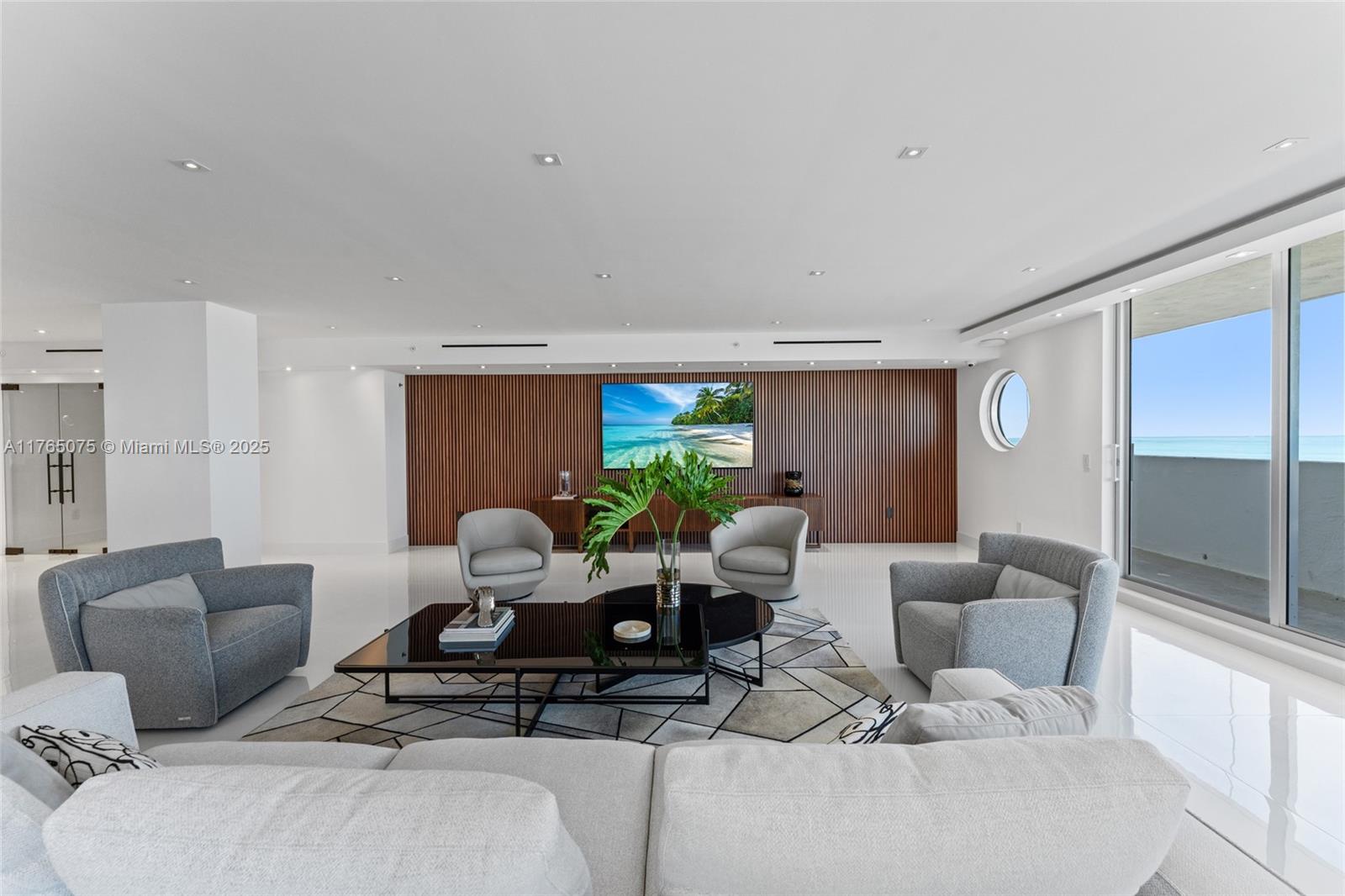 5801 Collins Ave #600 Miami Beach, FL 33140