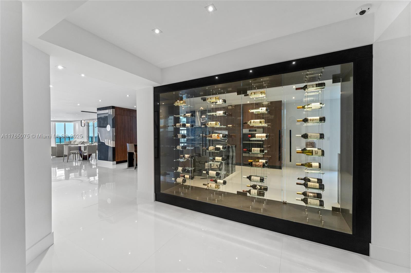 5801 Collins Ave #600 Miami Beach, FL 33140