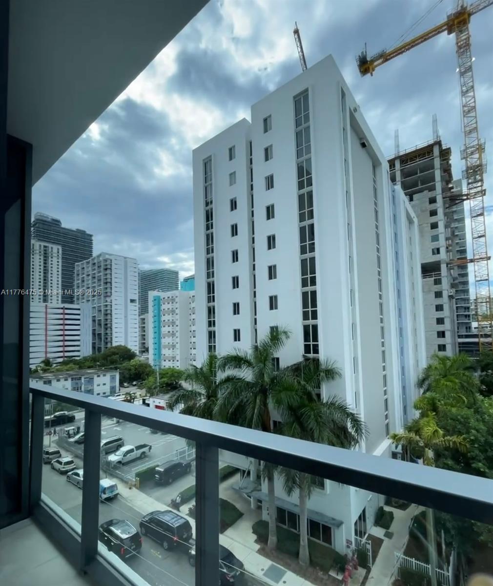 image Smart Brickell11