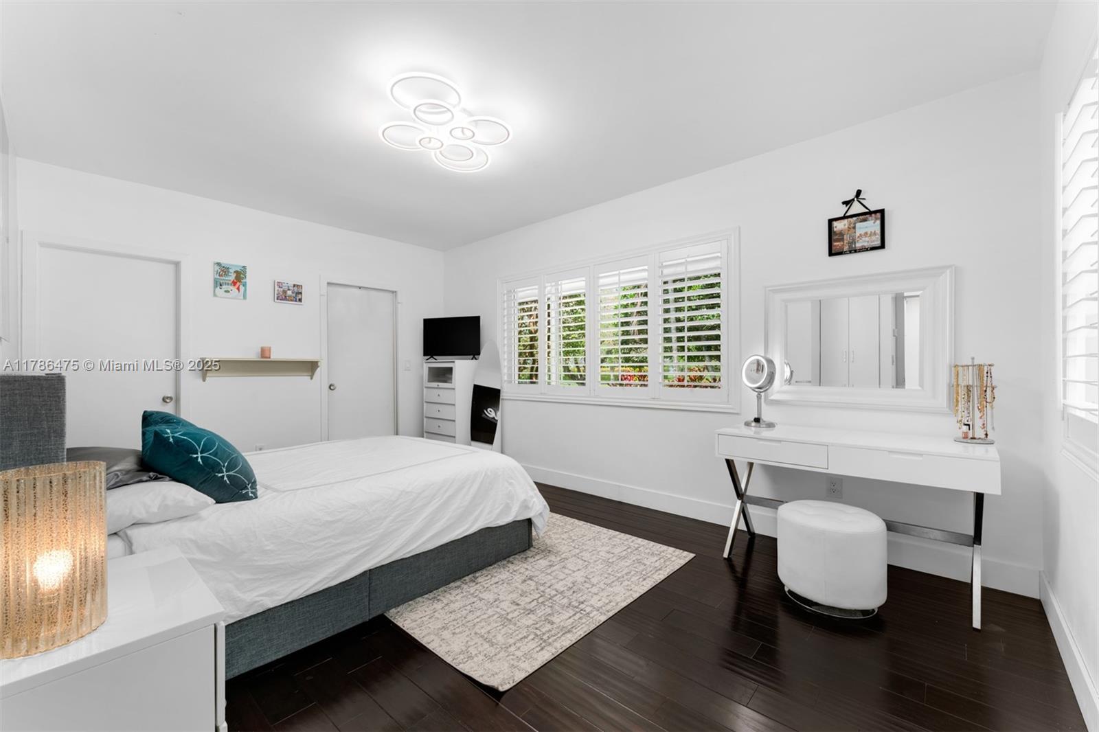 8820 SW 104th St Miami, FL 33176