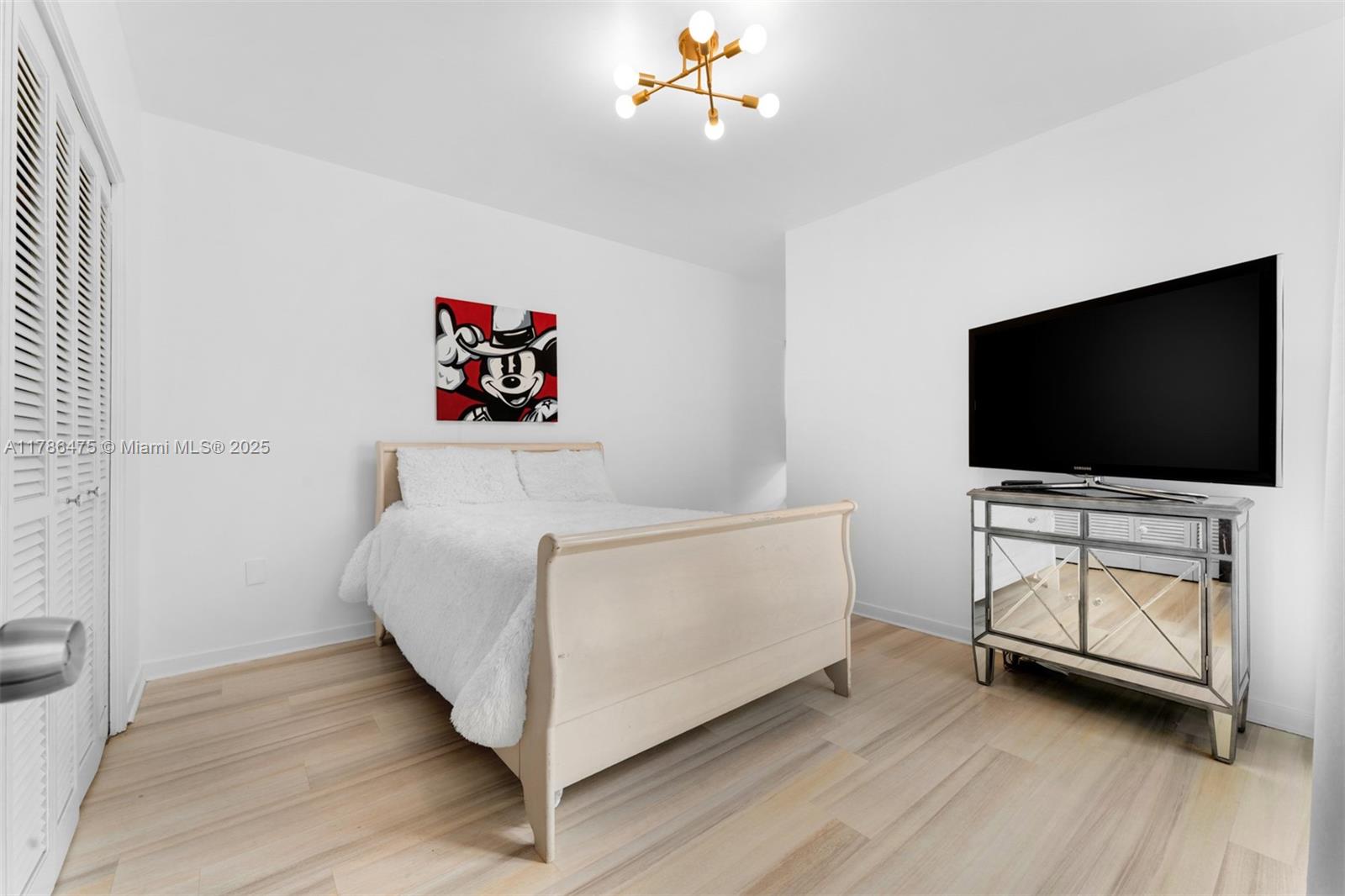 8820 SW 104th St Miami, FL 33176