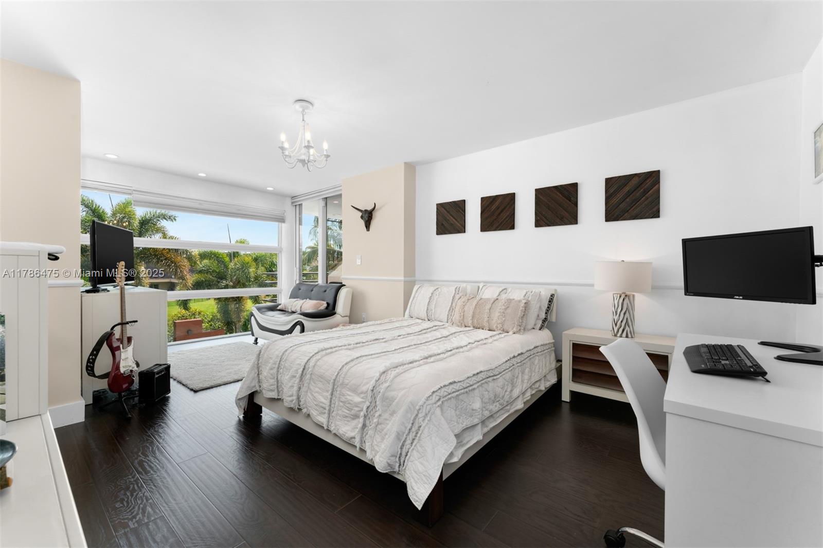 8820 SW 104th St Miami, FL 33176