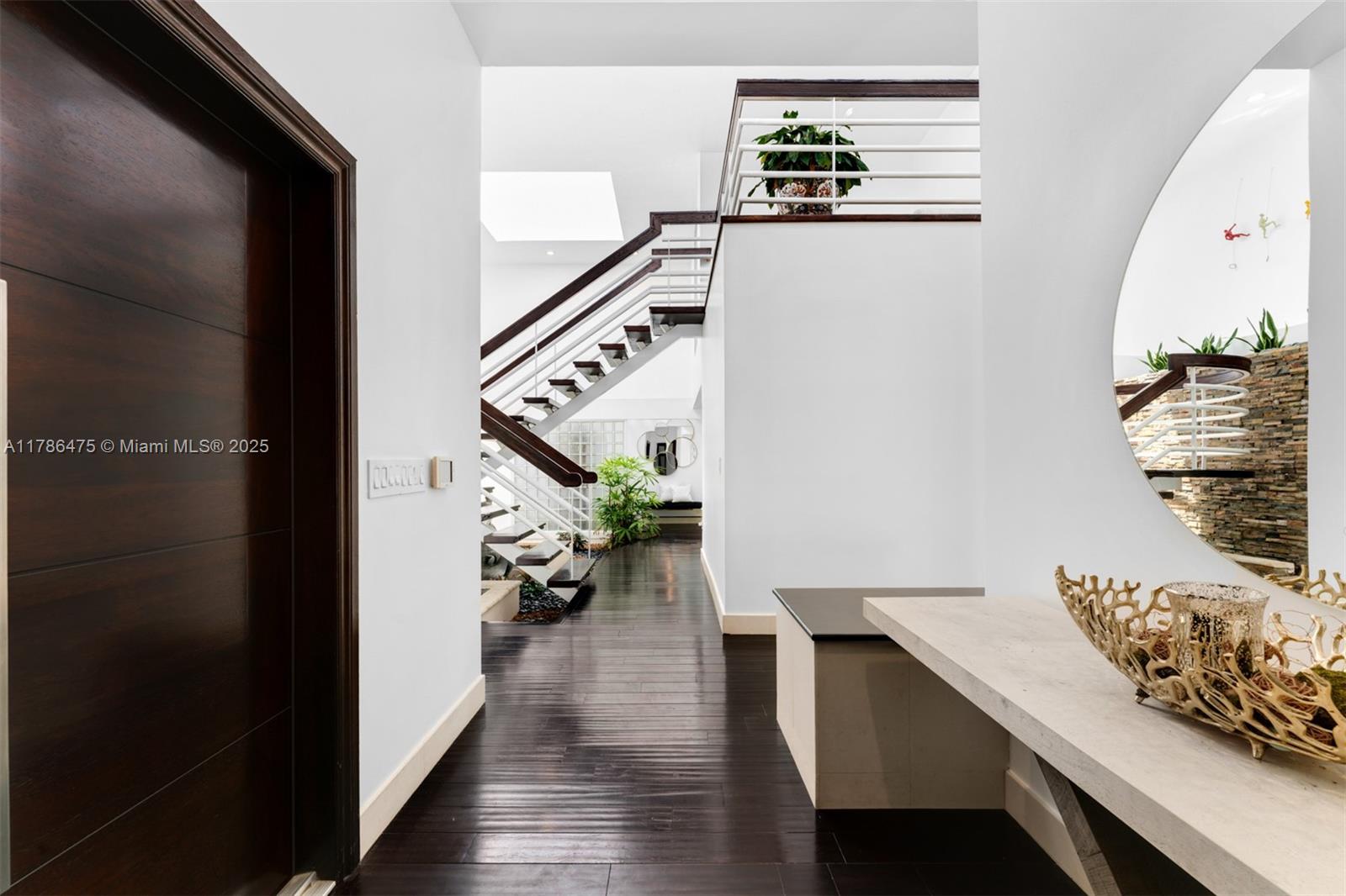 8820 SW 104th St Miami, FL 33176