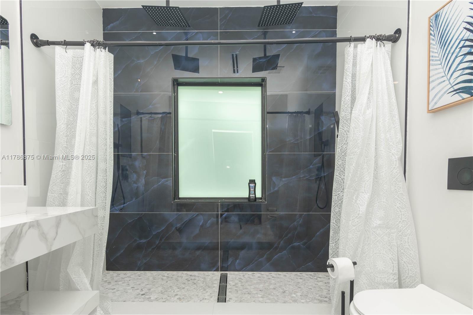 2360 SW 12th St Miami, FL 33135