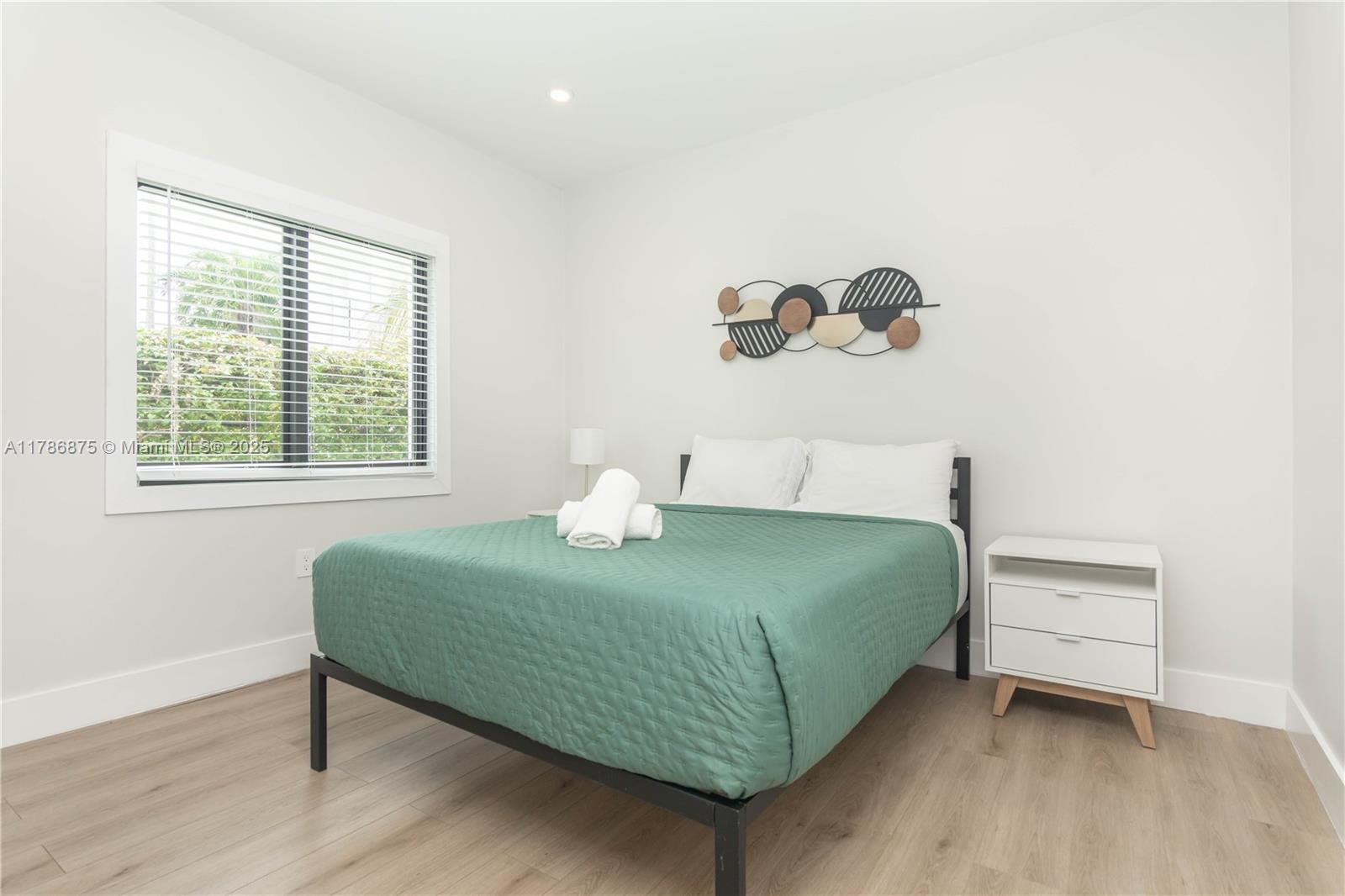 2360 SW 12th St Miami, FL 33135