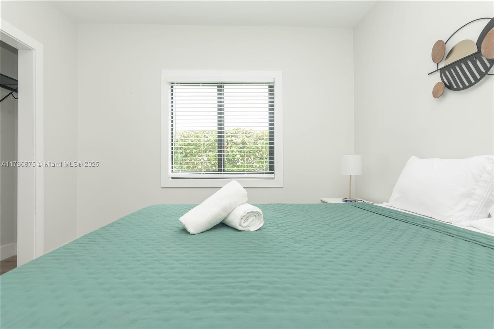 2360 SW 12th St Miami, FL 33135