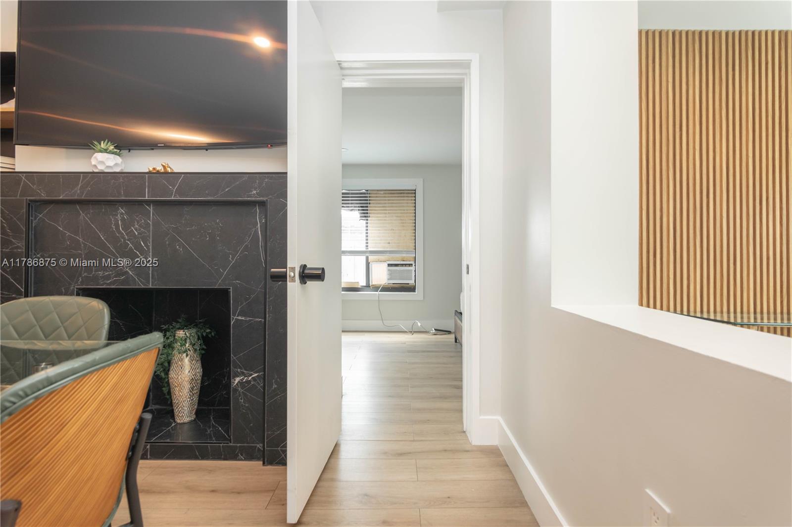 2360 SW 12th St Miami, FL 33135